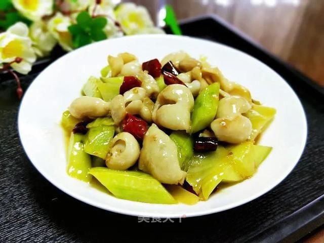 下酒|香而不腻的肥肠煲！零厨艺家常菜！下酒又下饭，好吃到爆