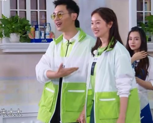  纷纷|跑男史上“最受宠”女嘉宾，全程素颜出镜，连baby都要让着她