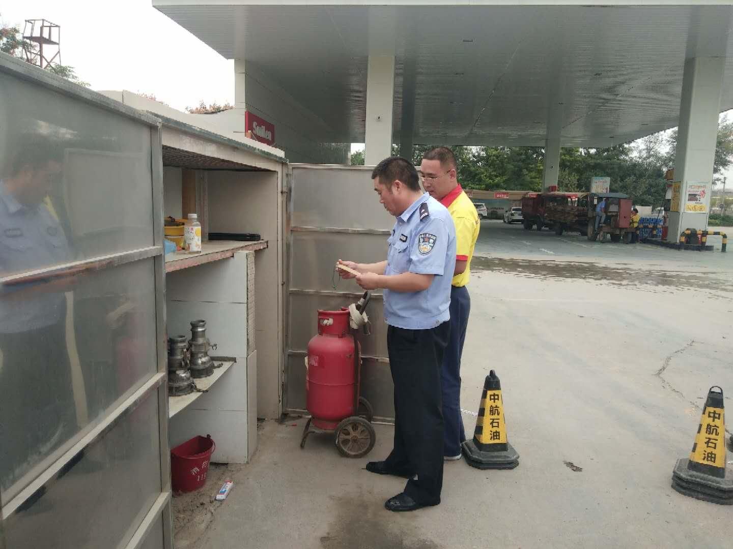 场所|白杨派出所扎实开展节前治安大清查