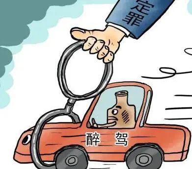  花样百出|男子二次酒驾被查花样百出