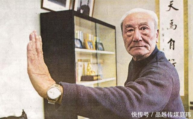 武林高手|中国近代三大武林高手,第一统领洪门青帮两大帮会,第三无人知