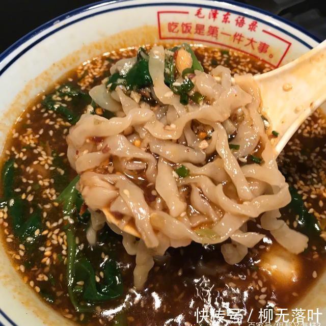  秘方|端午节吃什么酸辣粉家常，秘方教你，重复欲罢不能