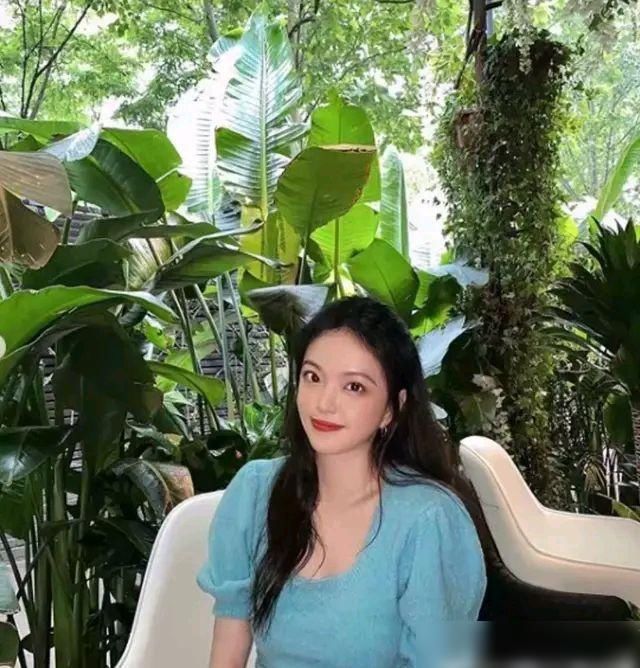  男友|豪门千金王文也认爱晒男友视角照，曾戴26万包，和韩东君误传恋情