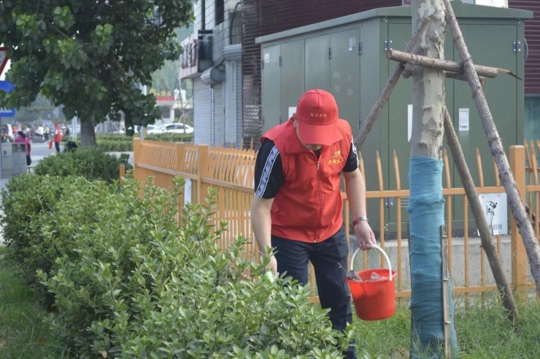 创建|【创城进行时】创建文明城 菏泽开发区交警在行动