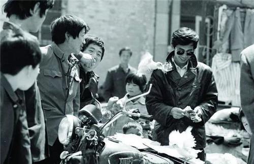  枪毙|华北第一霸主：唐山菜刀队作了什么恶？为何会一次枪毙50余人