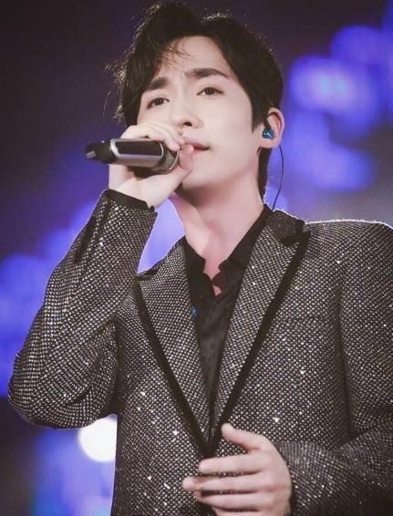  老戏骨|2020《青春芒果夜》嘉宾阵容公布，老戏骨跨界演出，你更期待谁？