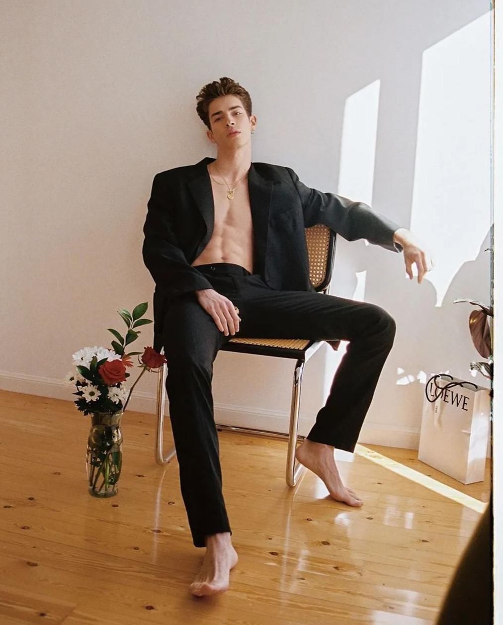  空降|Manu Rios 空降成《名校风暴》新男主！