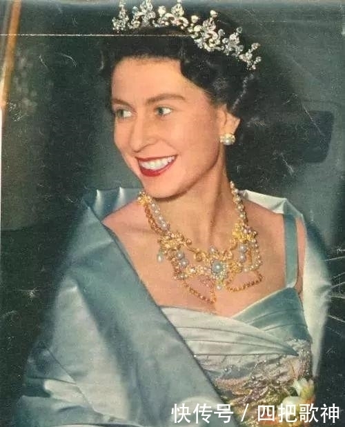 搭配|英女王的珠宝有些不吉利?原材料取自坟墓,由2000颗钻石珍珠组成