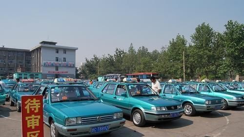  车主|无数车主对年检头痛不已，费时费力费钱，年审意义何在？