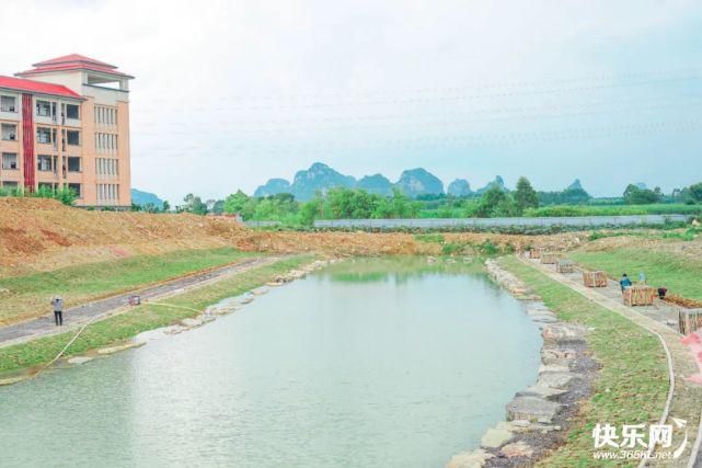  揭牌|你好，新校区！百年贵高新校区正式揭牌！