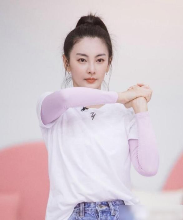  招惹|《姐姐》公布了两轮淘汰名单，共14人，留下的节目组不招惹