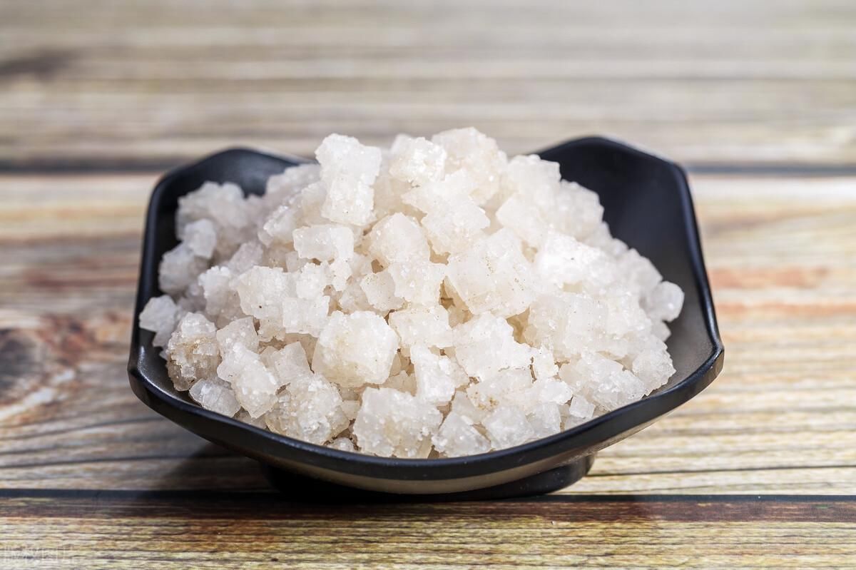 尿毒症吃出来的4种食物不能碰(尿毒症可能是吃出来的！劝告：这4种食物不要再吃，肾会感激你！)