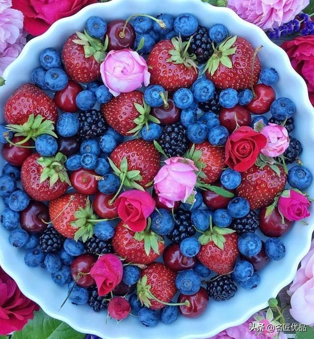  吃水果|萌萌哒水果切盘！为了让3个娃爱上吃水果，这位妈妈的做法爆红