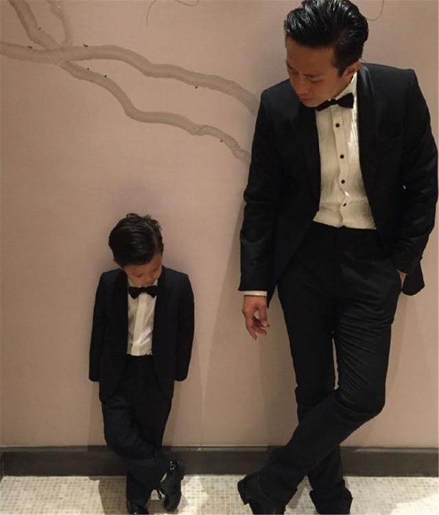  如今|孩子同样9岁，邓超“穷养”蔡国庆富养，如今俩孩子差异明显