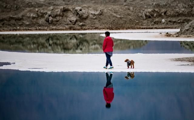  湖水|大柴旦：五彩谷天地雄奇之峻，翡翠湖水云婉约之华，柴达木探秘4