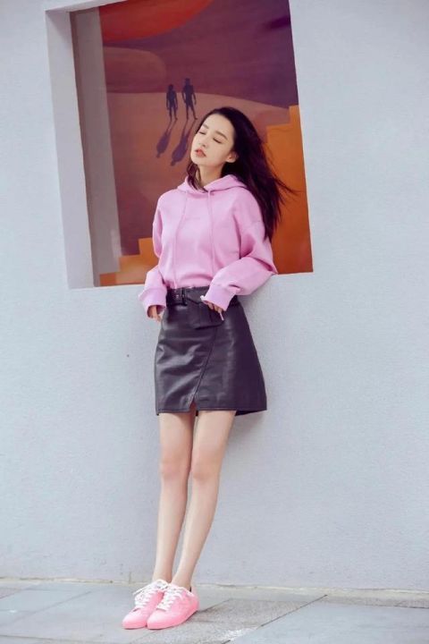  经典|是时候穿卫衣了，2020秋冬最时髦打开方式，好看爆了