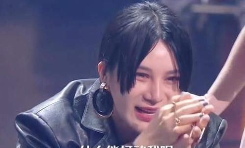  道歉|许飞，你要用道歉洗白，还是要多跟张萌学学啊