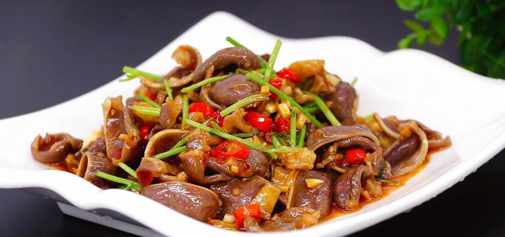 胃口|三伏天没有胃口?教你用鸭胗做一道菜,配上泡椒,太下饭了