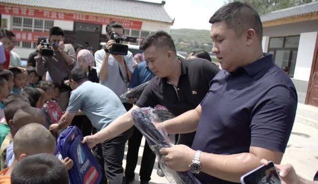  社会|「宁商｜先行者」95后刘焘宁：以回报社会为企业立足之本