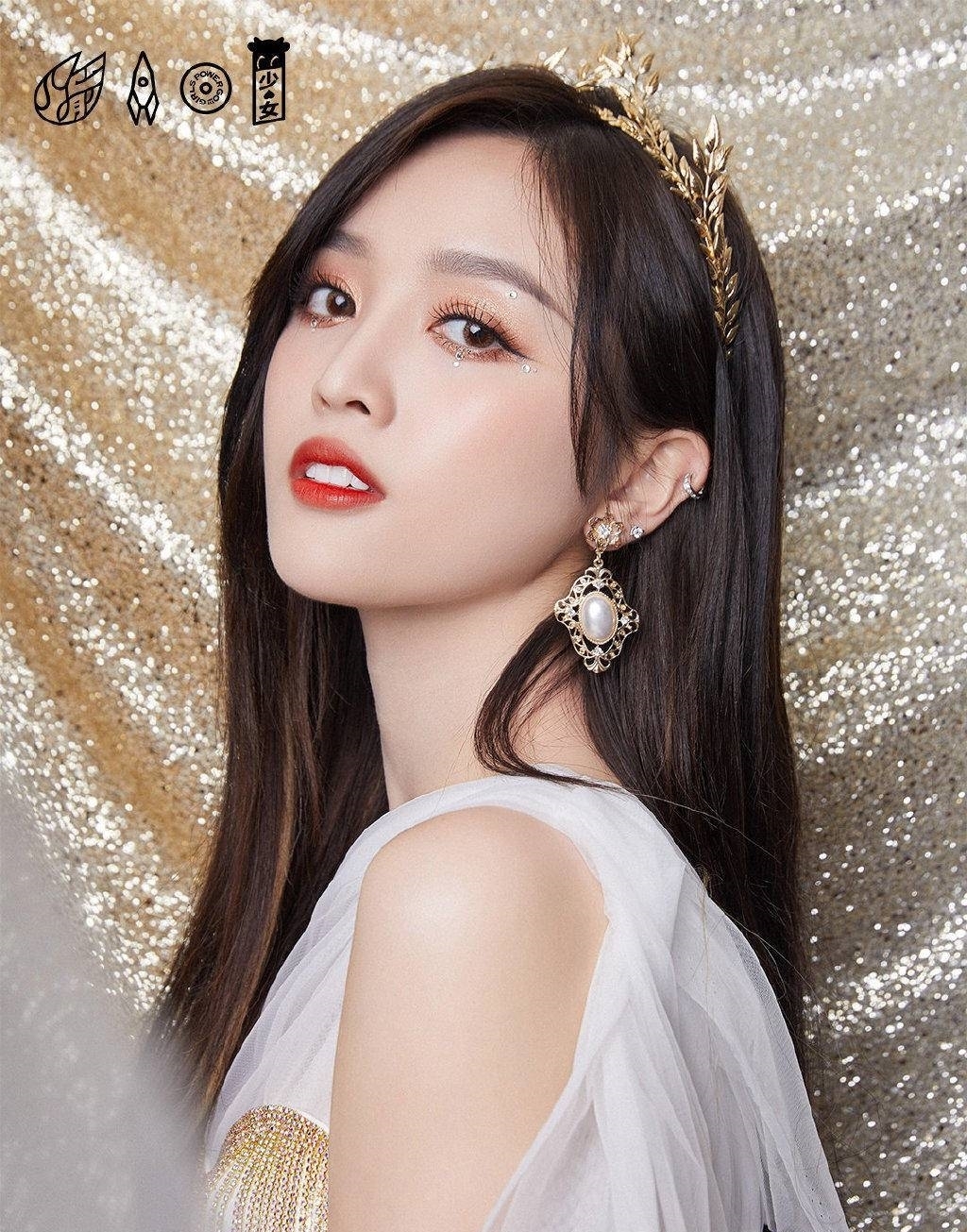 服装|毕业后的火箭少女再现创1初舞台服装,瞬间想起了2018年那个夏天