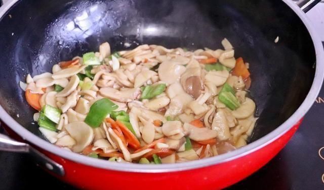  好吃|晚餐就吃此菜，比肉还好吃，吃了还不长胖，上桌一下子就吃光了