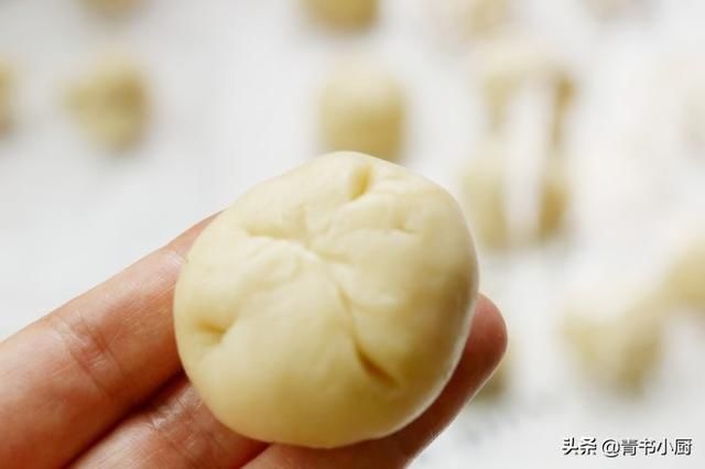 材料|宅在家做椒盐酥饼,外皮酥脆,轻松一碰就掉渣,少糖少油零失败