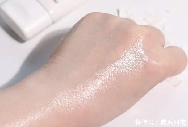 熊心豹子|敢和安耐晒抢C位,这款防晒是吃了熊心豹子胆吗!