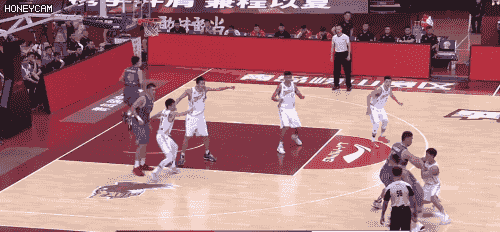  淘汰|宣布退役？狂砍37分却被淘汰，39岁张庆鹏赛后一段话，让人泪奔