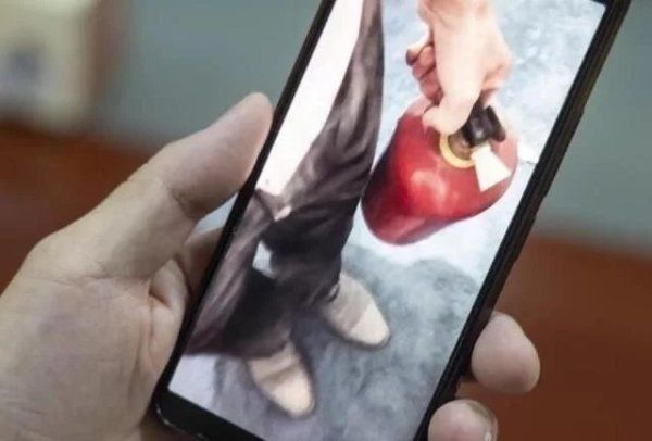 冲刺|杭州一彩票店突然顾客都不见了！老板百米冲刺往对面跑……3分钟后所有人都竖起大拇指