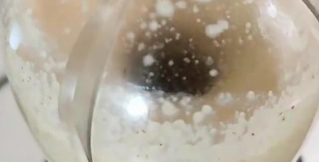 美味|红豆和大米不用熬粥,这么做当早餐吃简单美味,大人小孩都爱吃