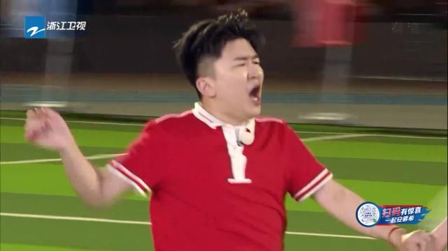  跑男|休息室突然熄灯，有谁注意baby和郑恺的小动作，私下关系一目了然