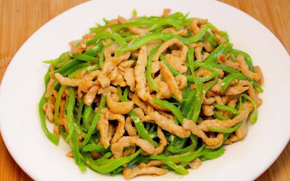 滑嫩|1分钟学会经典家常菜,香辣美味,肉丝滑嫩,一大盘不够吃