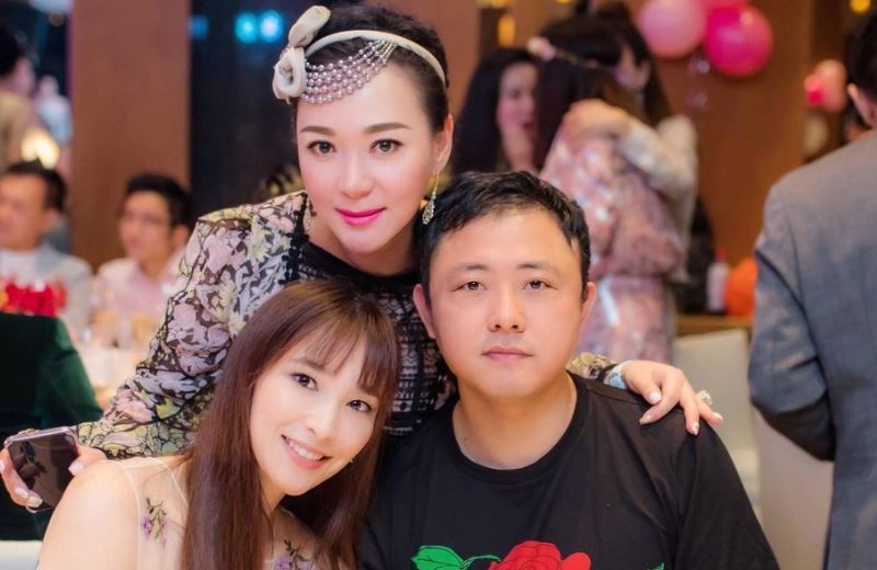  纪晓波|她为男友生下四个孩子，只愿嫁入豪门，如今美梦破碎男友负债百亿