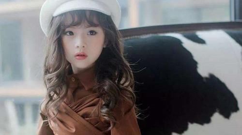  父母|阿拉蕾成“儿童版樊胜美”，小山竹却无忧无虑，两人差距显而易见