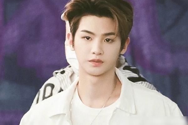  快乐大本营|《快本》新人决赛排名：翟潇闻断层第一，看到易大千，确定黑马吗