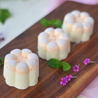 梅花|梅花双色果酱慕斯