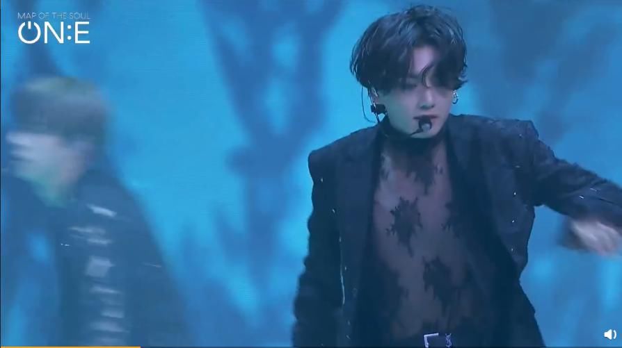  落幕|BTS线上演唱会完美落幕，简直就是视觉盛宴，6个分屏看朴智旻独舞