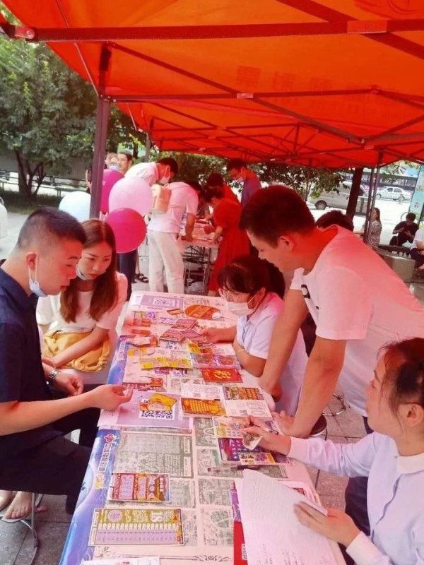 鹊桥会|「潍坊」刮刮乐“鹊桥会”见证140对新人开启美满婚姻之路