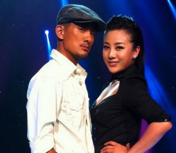  走红|他上《星光大道》走红，登春晚娶超女，后因身份造假销声匿迹