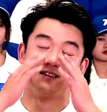  baby|《奔跑吧》开播100期，李晨郑恺都哭了，谁看到baby的反应