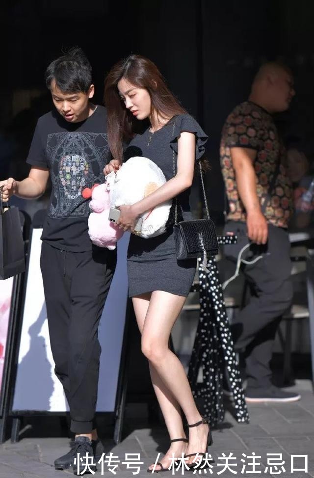  出众|清新活力的美女，靓丽迷人气质出众