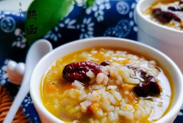  食材|秋后南瓜正当时，加入这4种食材一起煮，香甜软糯真好喝