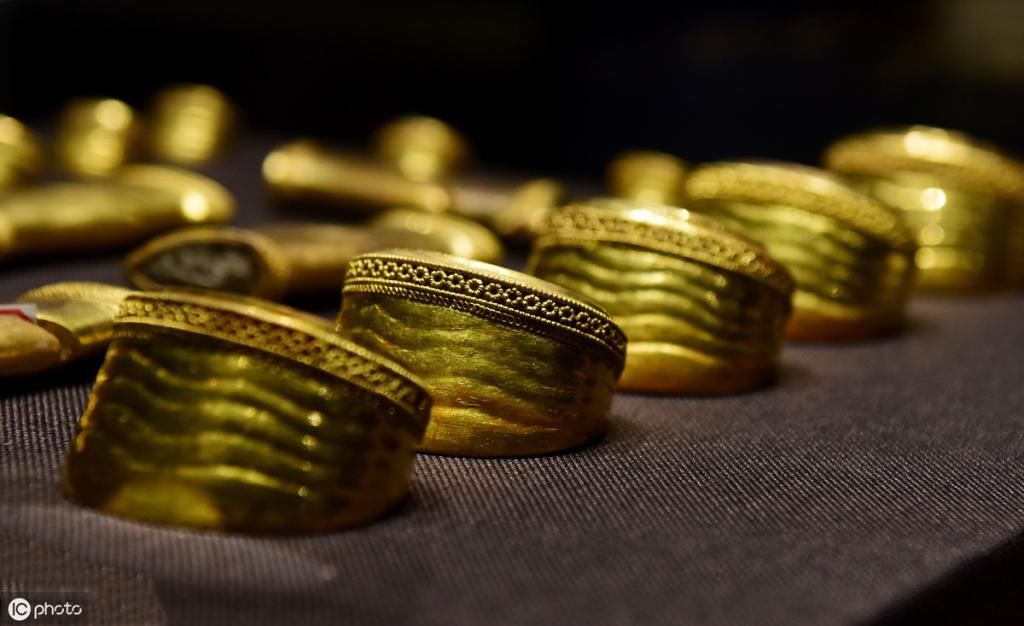 最短|西汉史上在位时间最短的皇帝，传说在位27天，干了1127件荒唐事