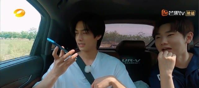  真的|周迅吃2碗饭不怕胖，宋威龙助薇娅卖水果，半小时卖570万元真的吗