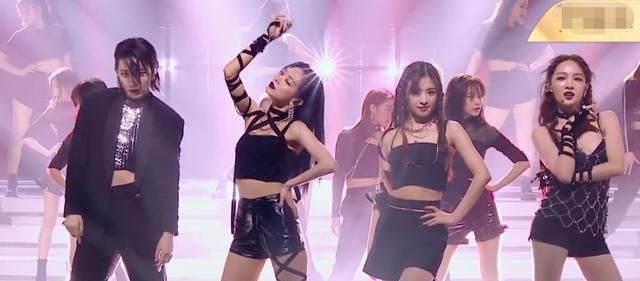  乘风破浪|《乘风破浪的姐姐》孟佳淘汰，是一场阴谋，也是一场秀！