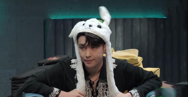  赛区|《街舞3》张艺兴喜欢Krump，高博连线刘雨昕，并找来狂派舞创始人