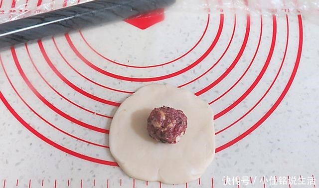 玫瑰|月饼还有一段艳遇,玫瑰鲜花月饼更是甜蜜,点点心意请收下