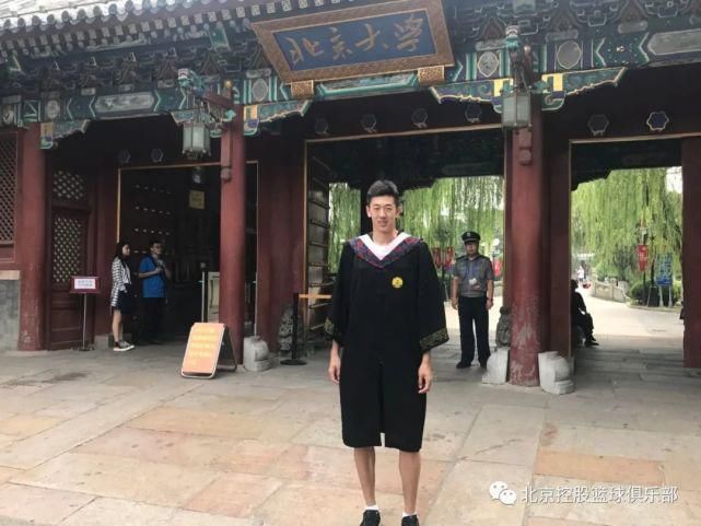  篮球联赛|不可比拟的王少杰（上）——校园时代