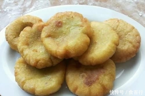 鸡蛋|一碗糯米粉，一个红薯，加2个鸡蛋，手不沾面，香甜软糯吃不够