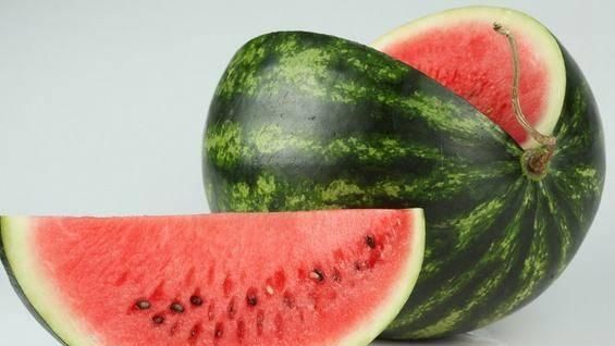 水果|女生来“大姨妈”时，最不能碰的3种水果，当心吃了会“止血”